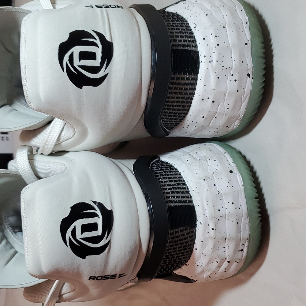 ADIDAS D ROSE ADIZERO 11 1/2 - Picture 5 of 15